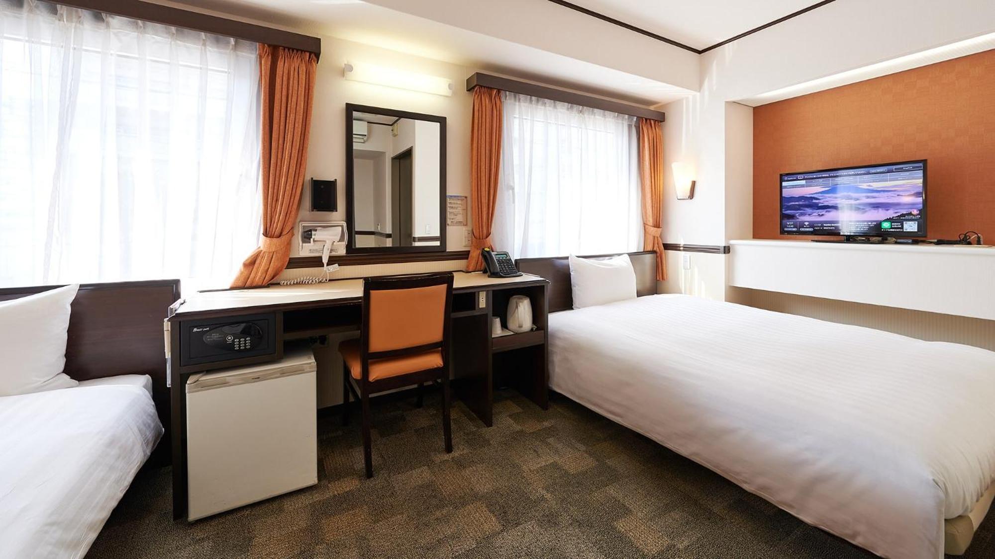 Toyoko Inn Kashiwa Eki Nishi Guchi Ruang foto